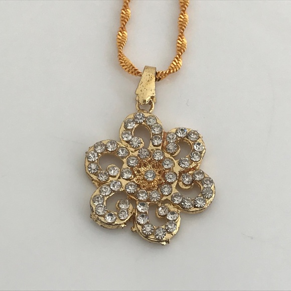 Women Necklace Gold Tone Fashion Bollywood Pendant - Picture 6 of 8